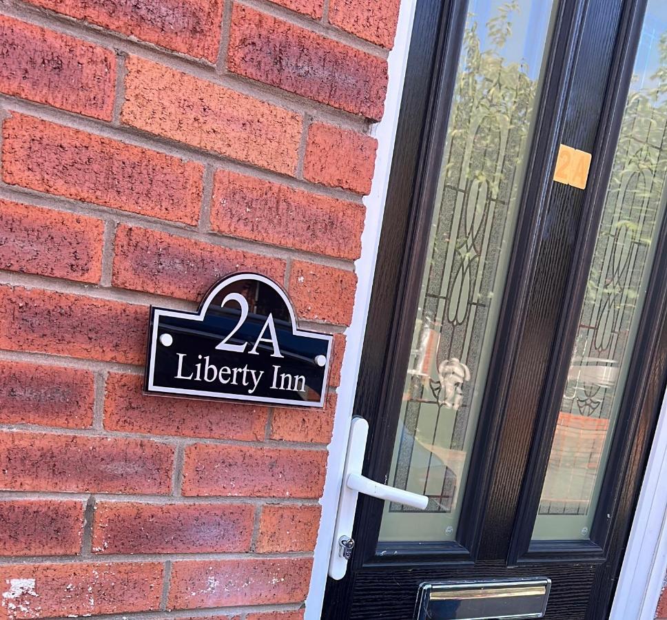 Liberty Inn Room With Sharing Toilet And Kitchen Liverpool Esterno foto