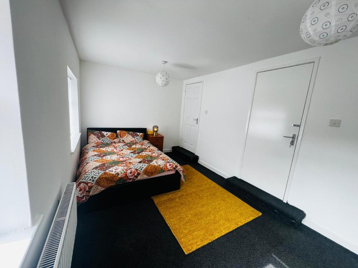 Liberty Inn Room With Sharing Toilet And Kitchen Liverpool Esterno foto