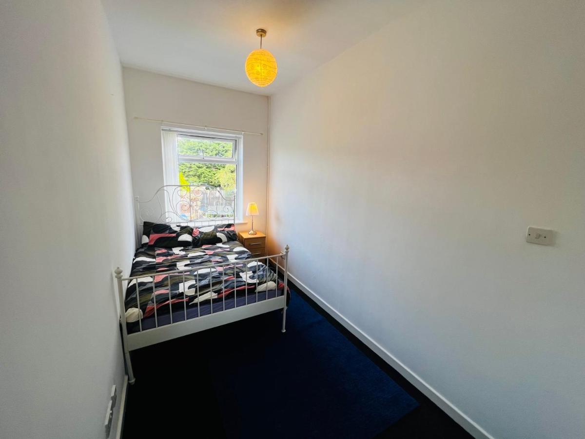 Liberty Inn Room With Sharing Toilet And Kitchen Liverpool Esterno foto